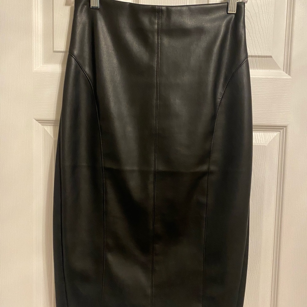NWOT Express faux leather pencil skirt